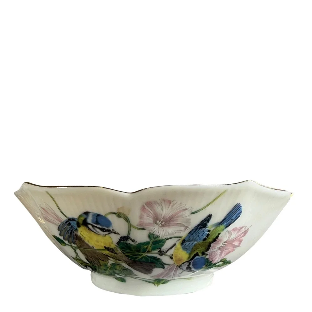 Vintage Japanese Porcelain Bird & Floral Scalloped Serving Bowl Gold Rim 7.5